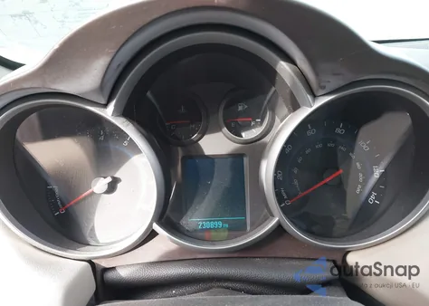 2015 Chevrolet Cruze 2Lt Auto z USA, uszkodzony, nr VIN 1G1PE5SB8F7135165